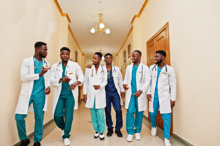 african-medical-students-C9ZMDXV_